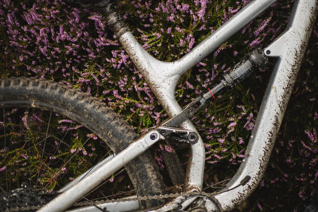 E-MTB rear suspension shock and linkage on a trail bike