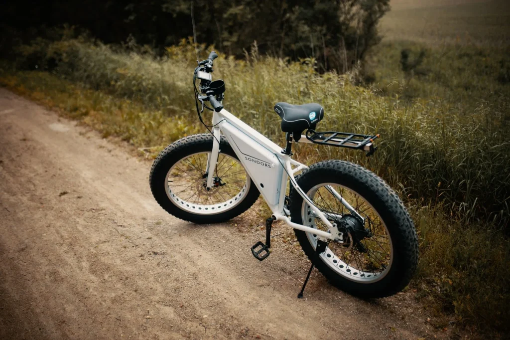 Electric bicycle with visible battery ready for practical riding accessories